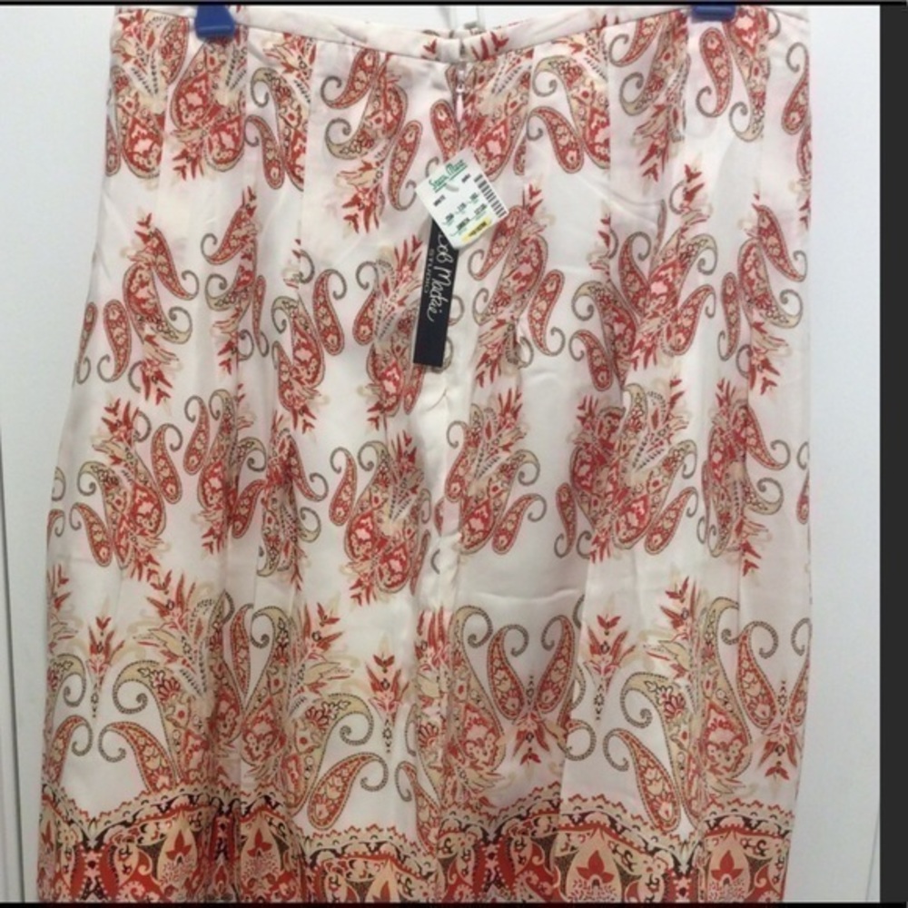 Bob Mackie. 100% silk skirt. (14)